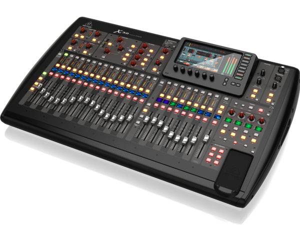 X32